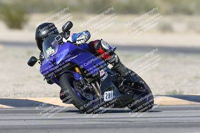 media/Jan-15-2026-Racers Edge (Thu) [[dfebeb70ab]]/3-B Group/Session 4 (Turn 5)/